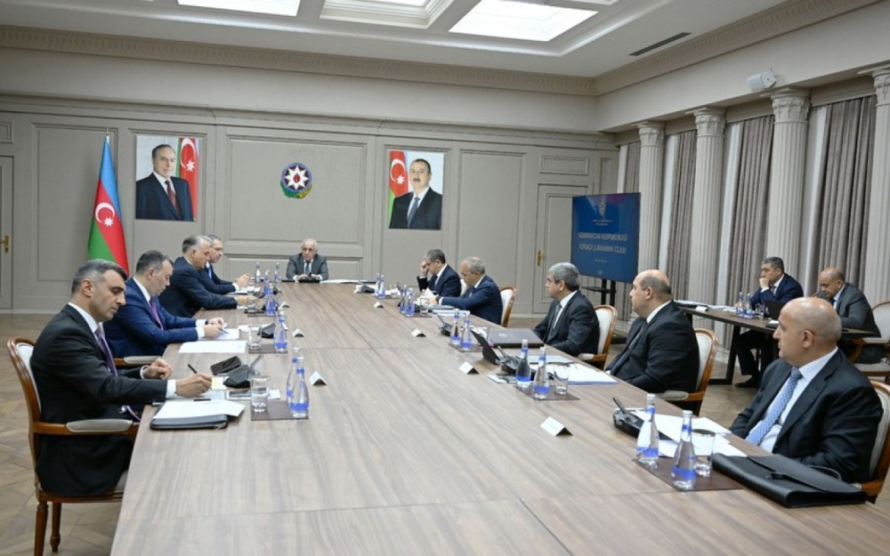 Əli Əsədov tapşırıqlar verdi -FOTOLAR